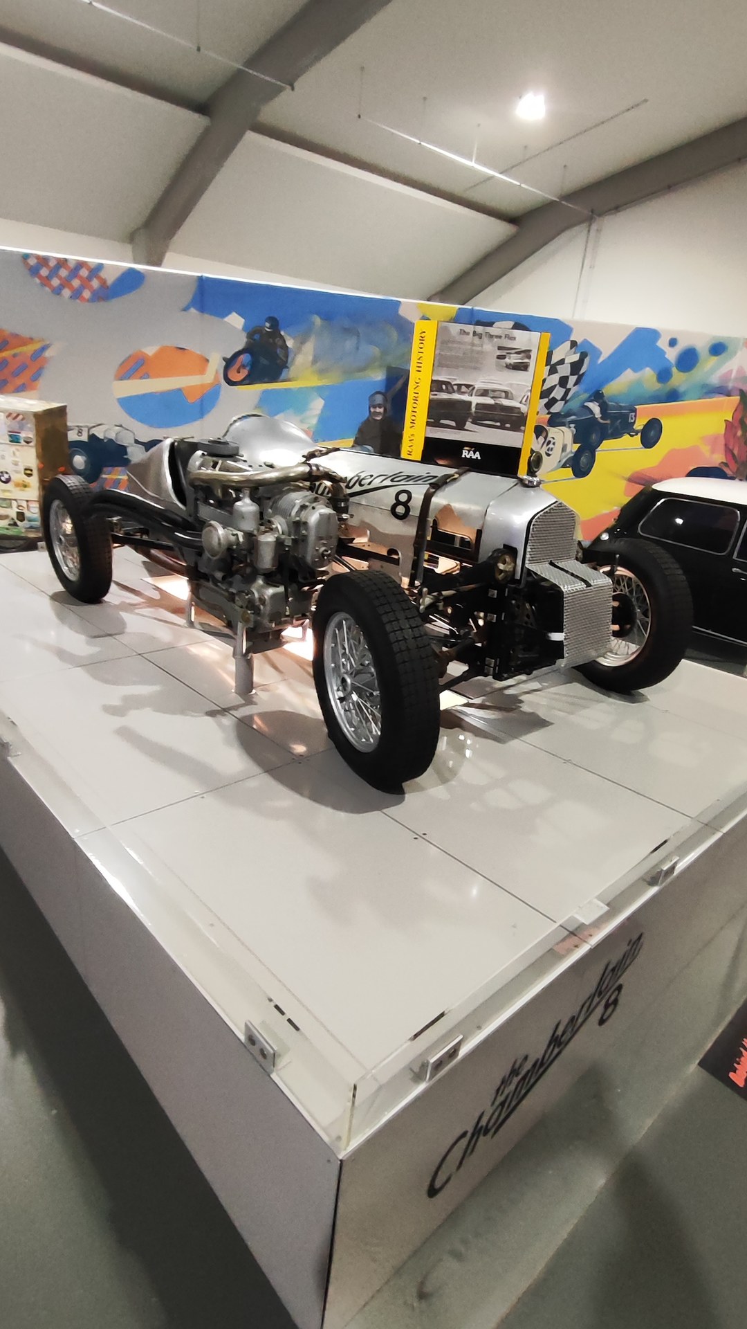 The Chamberlain 8

Never knew this car existed. What an amazing car for the 1920s

Seen at the National Motor Museum, Bi