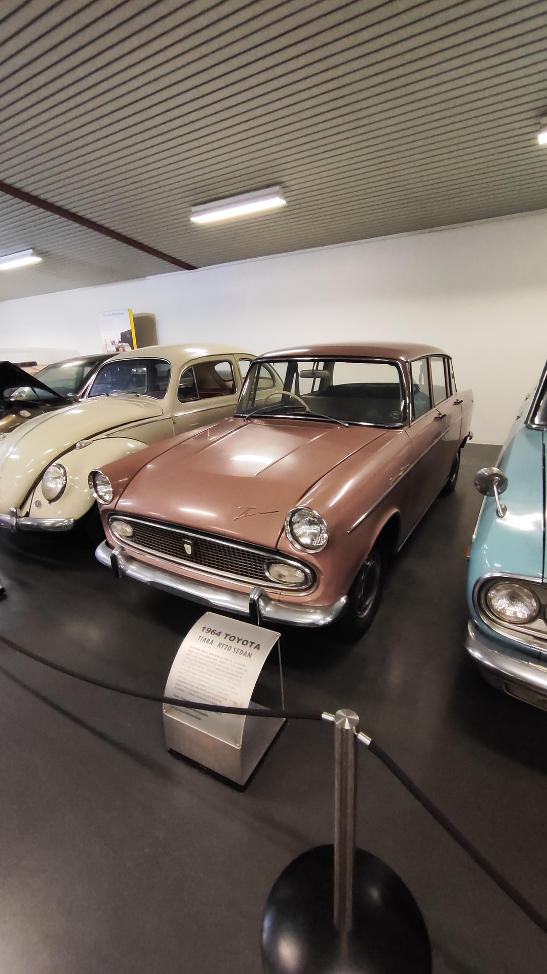 National Motor Museum, Birdwood. Part 9 of 18.

1964 TOYOTA TIARA RT20 SEDAN
1974 HONDA Civic
Land Rover Series III
1970