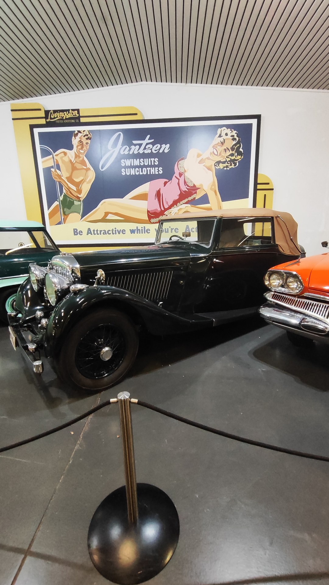 National Motor Museum, Birdwood. Part 1 of 18.

1960 Ford XK Falcon
1948 Holden 48-215 sedan
2000 Sandman concept
1979 H