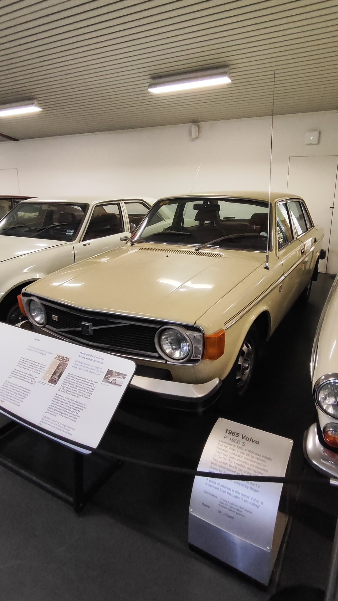 National Motor Museum, Birdwood. Part 14 of 18.
Ford Falcon XF Access Cab
Volvo GL Sedan
1974 Leyland P76 Sedan
1985 Sa
