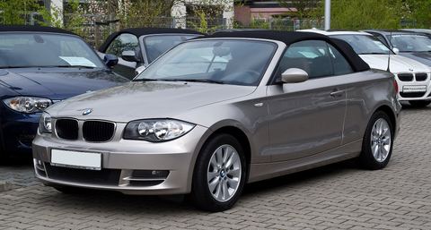 BMW 1 Series E88 135i DKG