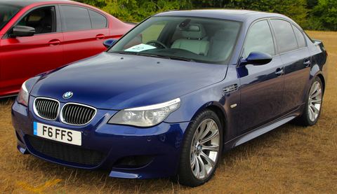 BMW M5 E60 5.0 SMG