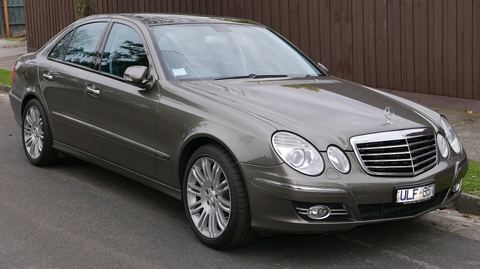 Mercedes-Benz E-Class W211 E 55