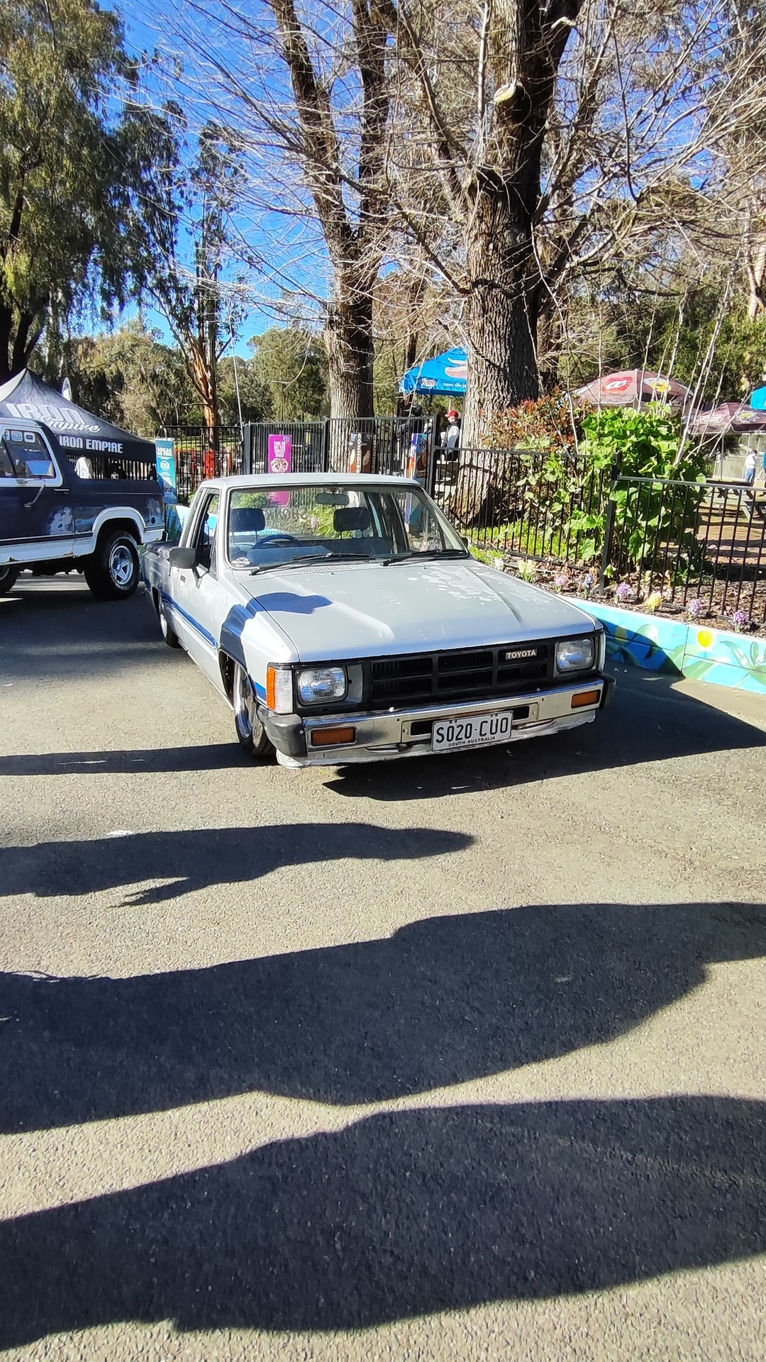 Adelaide Hills COFFEE RUN! Gumeracha, part 2 of 38.

Ford Pickup
White Ford Mustang 1st Gen #1
Toyota Hilux · S020CUO
Fo