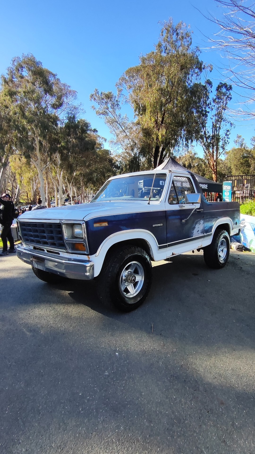 Adelaide Hills COFFEE RUN! Gumeracha, part 2 of 38.

Ford Pickup
White Ford Mustang 1st Gen #1
Toyota Hilux · S020CUO
Fo