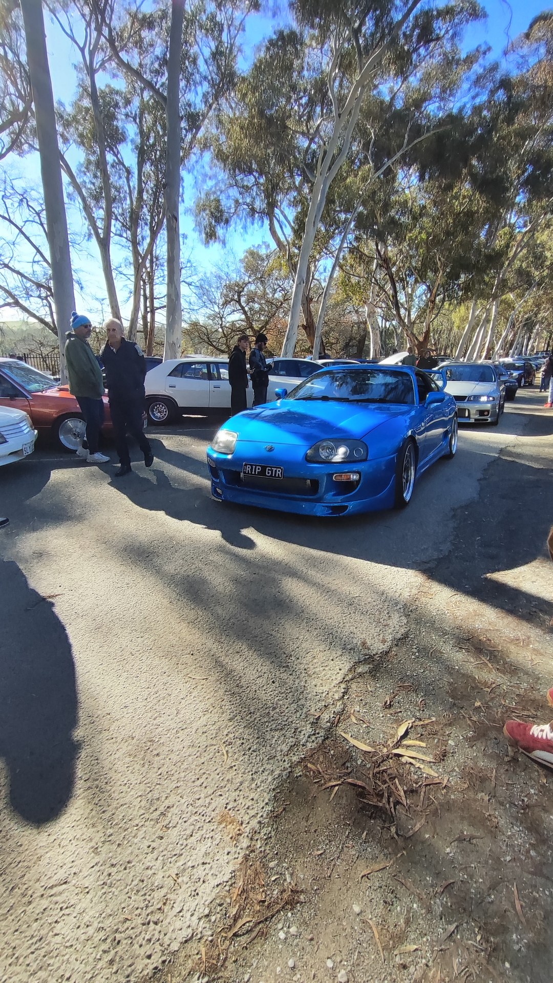 Adelaide Hills COFFEE RUN! Gumeracha, part 10 of 38.

Toyota Supra · RIPGTR
Nissan Skyline R33 · GTAHHH