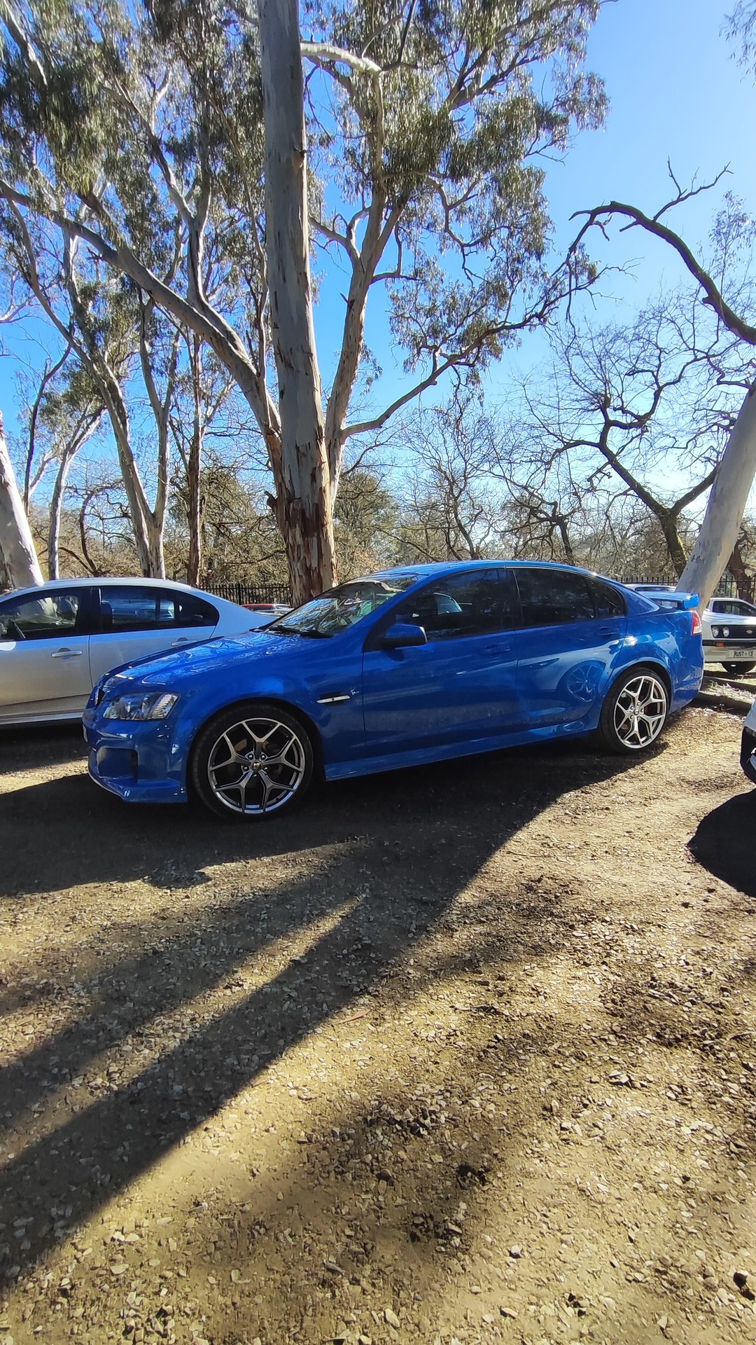 Adelaide Hills COFFEE RUN! Gumeracha, part 16 of 38.

Ford Mustang S650 · XE841Z
Blue Holden Commodore VE
Hyundai i30 · 