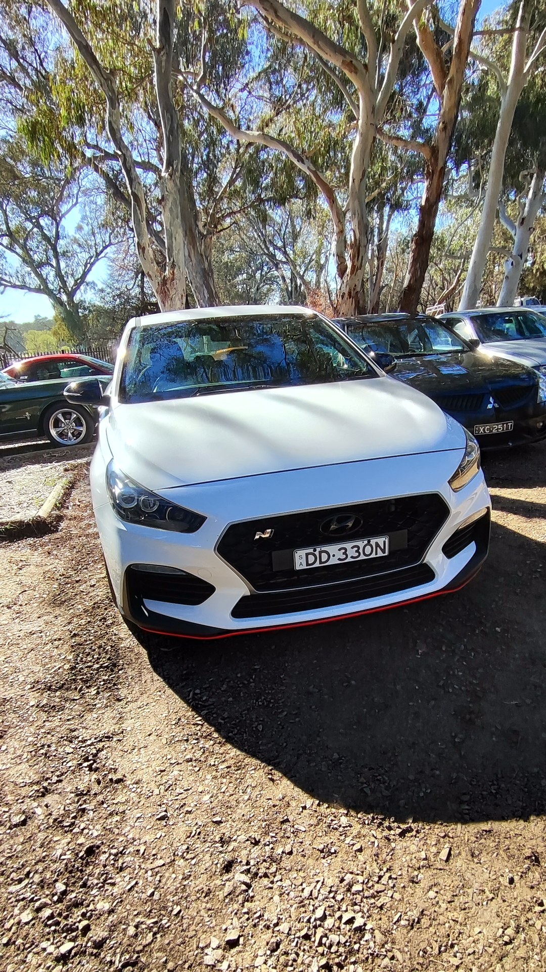 Adelaide Hills COFFEE RUN! Gumeracha, part 16 of 38.
Ford Mustang S650 · XE841Z
Blue Holden Commodore VE
Hyundai i30 ·