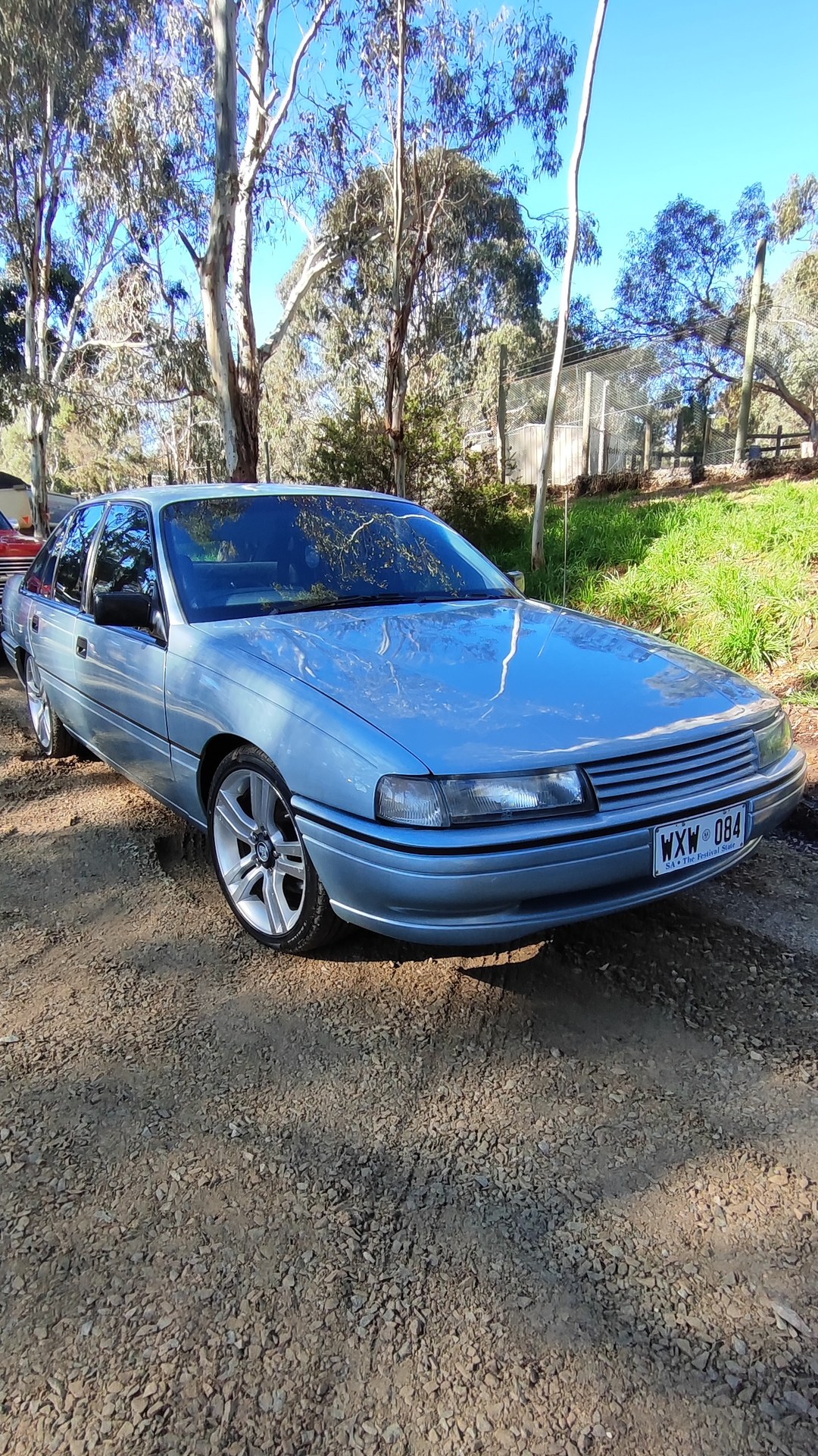 Adelaide Hills COFFEE RUN! Gumeracha, part 18 of 38.

Blue Holden Commodore VN · WXW084
Buick Super