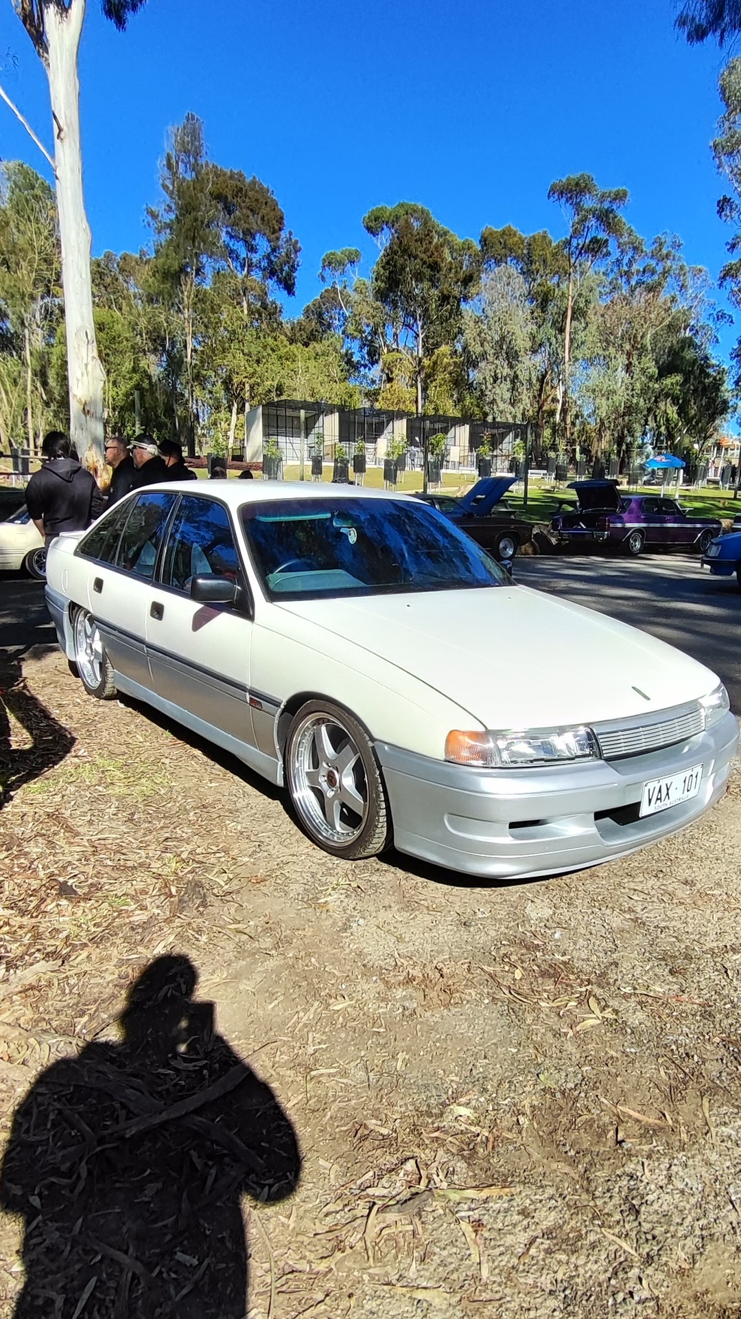 Adelaide Hills COFFEE RUN! Gumeracha, part 26 of 38.

White Holden Commodore VN · VAX101
Ford F150 · S574CMB
Holden Comm