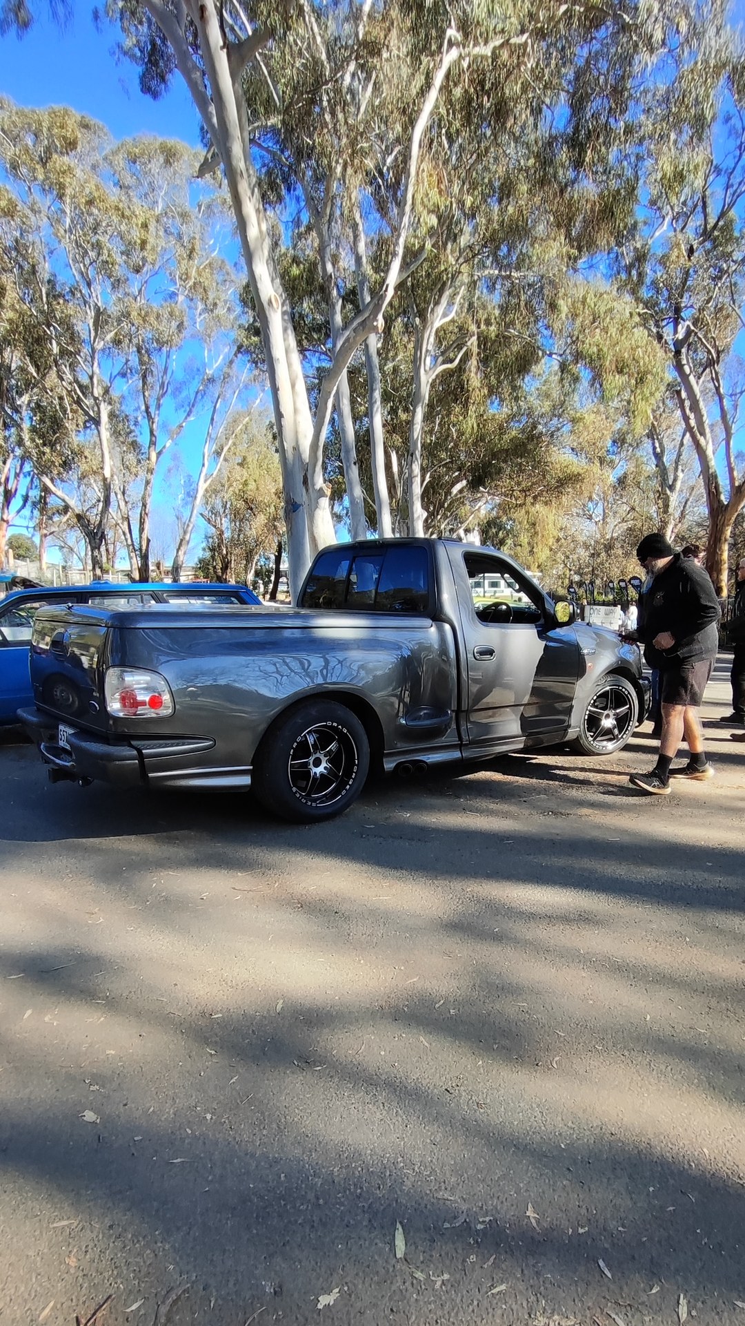 Adelaide Hills COFFEE RUN! Gumeracha, part 26 of 38.

White Holden Commodore VN · VAX101
Ford F150 · S574CMB
Holden Comm