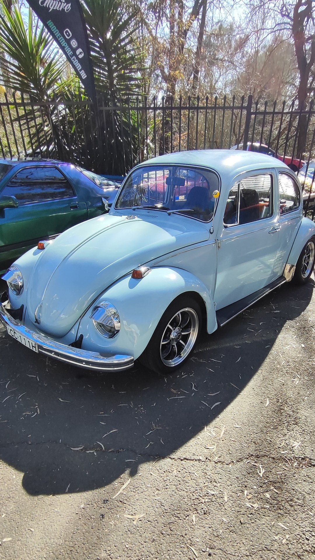 Adelaide Hills COFFEE RUN! Gumeracha, part 29 of 38.

Volkswagen Beetle · CC111H
Green Mazda RX7 FC · RRX787