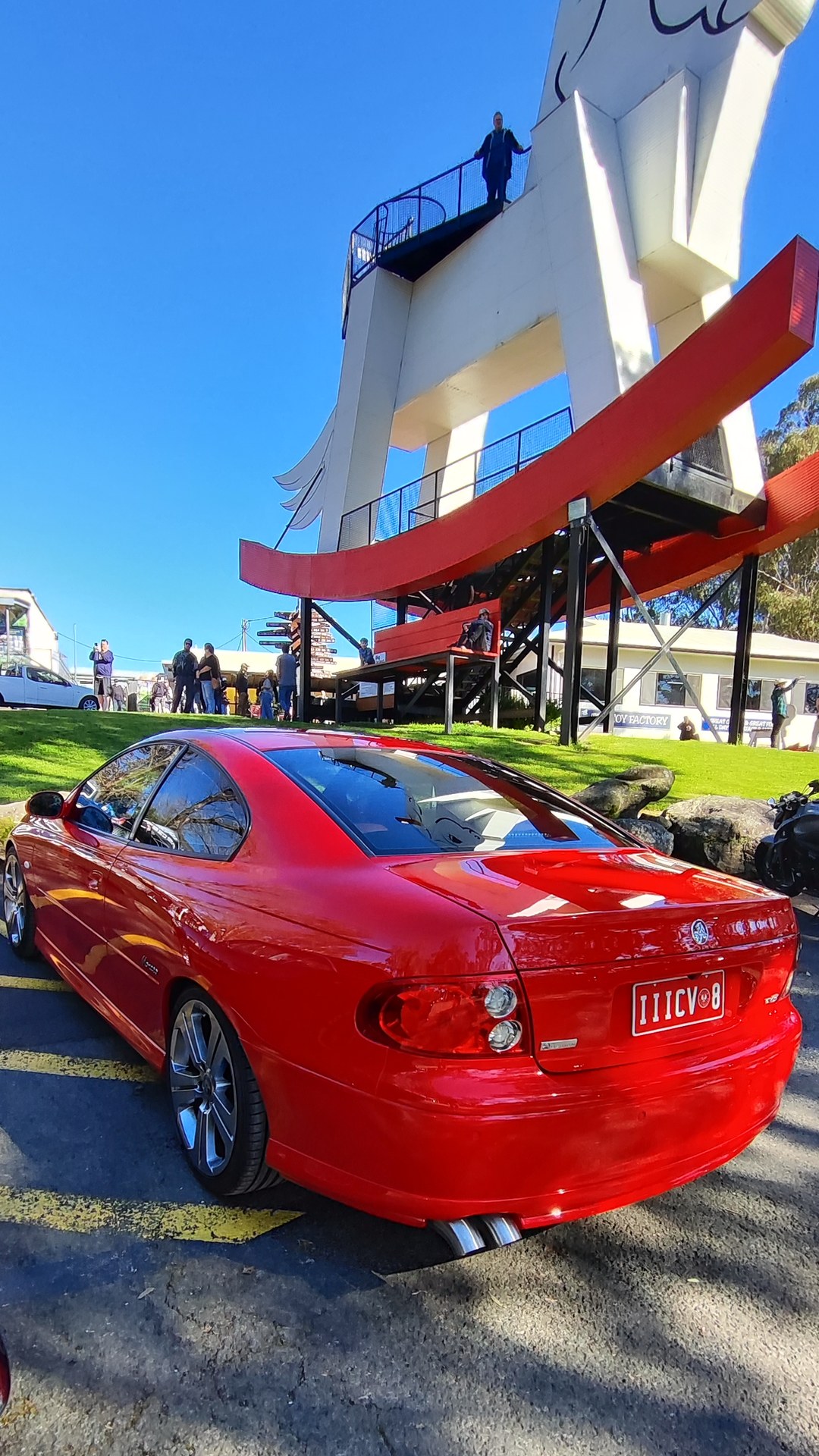 Adelaide Hills COFFEE RUN! Gumeracha, part 35 of 38.

Black Chevrolet Camaro 1st Gen #2
Holden Monaro V2 · IIICV8
Red Fo