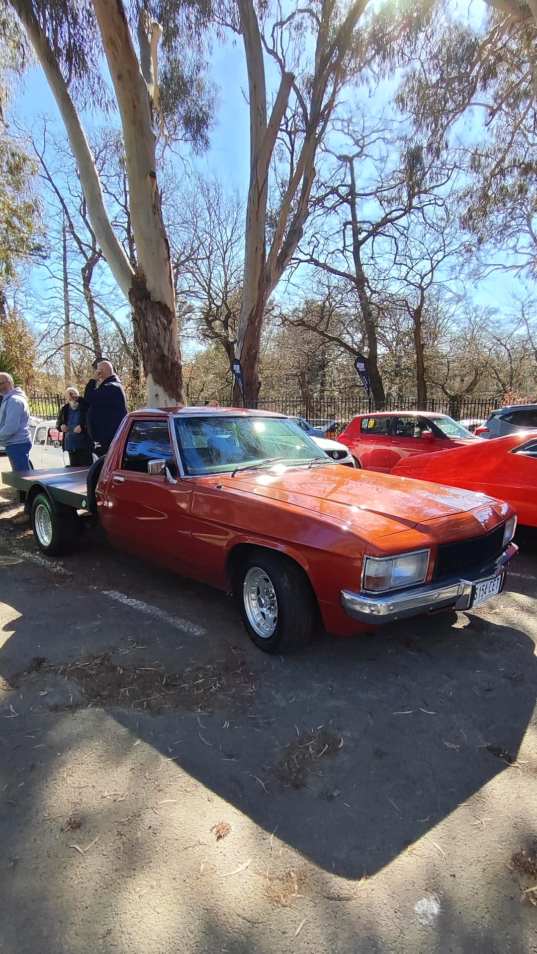 Adelaide Hills COFFEE RUN! Gumeracha, part 36 of 38.
Ford Fairlane 2nd Gen · SWEET57
Holden Kingswood
White Ford Falcon