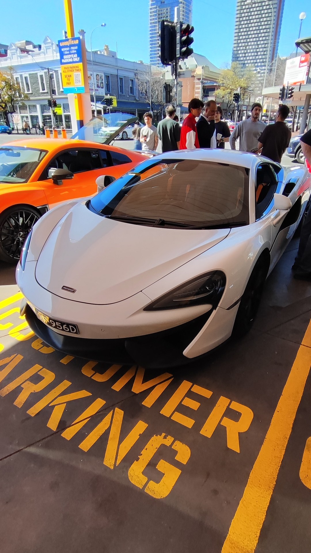 Community Car Meet, part 2 of 6.
Audi R8 · V10P
McLaren
Red Porsche 911 · S66
DRB Cobra · DRB001