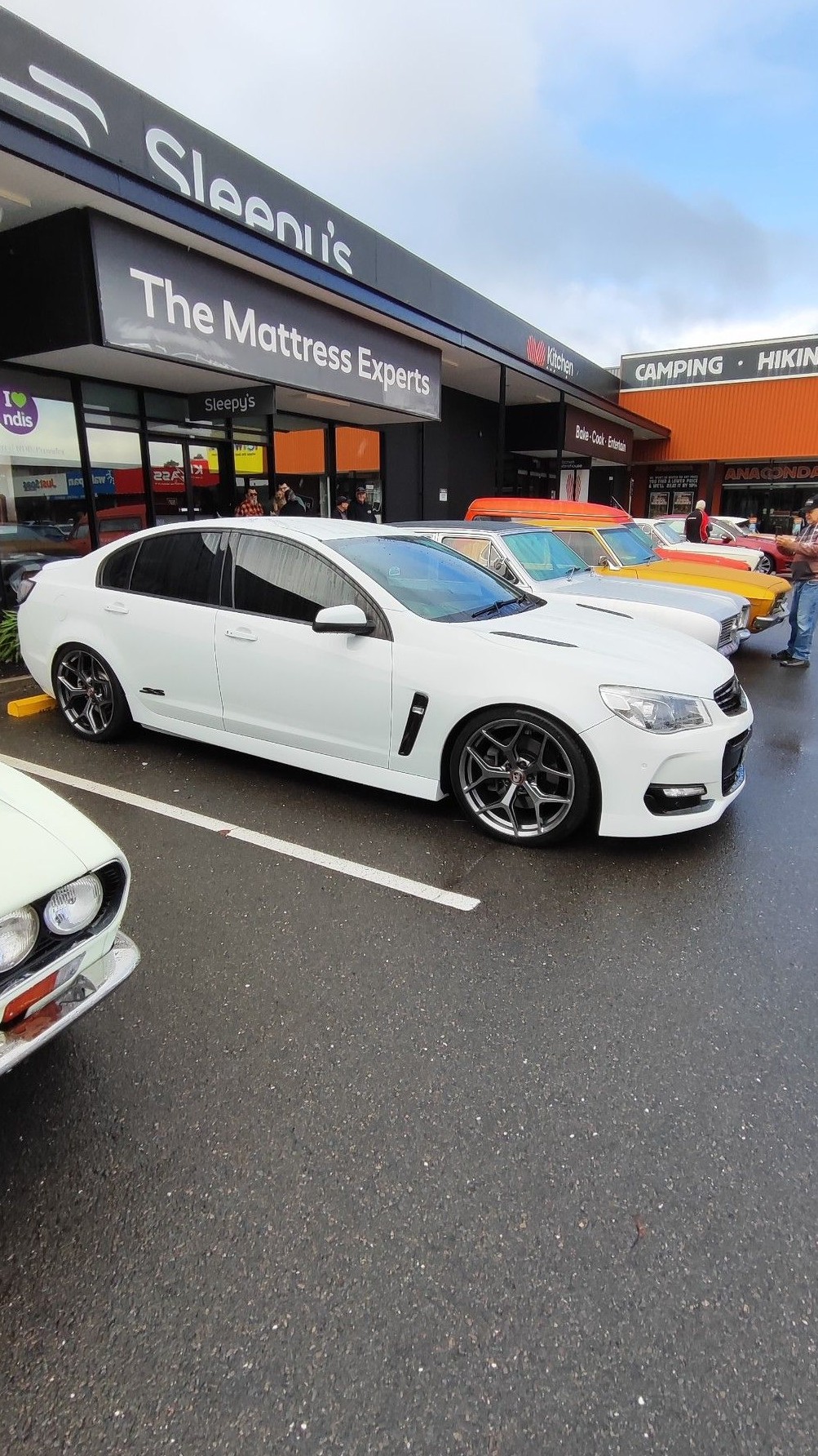 Holden Commodore VF SS-V Redline