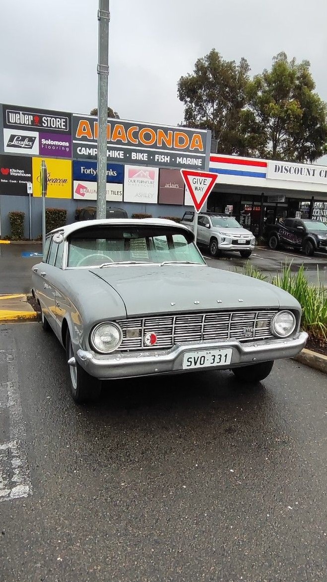 Ford Falcon XK · SVO331
