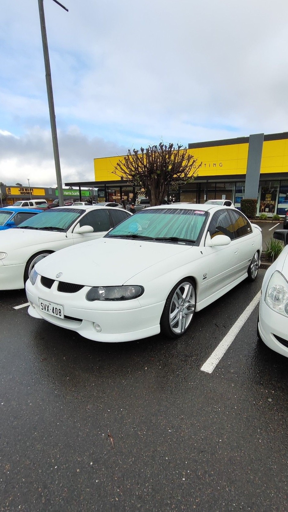 Holden Commodore VX SS · SVX408