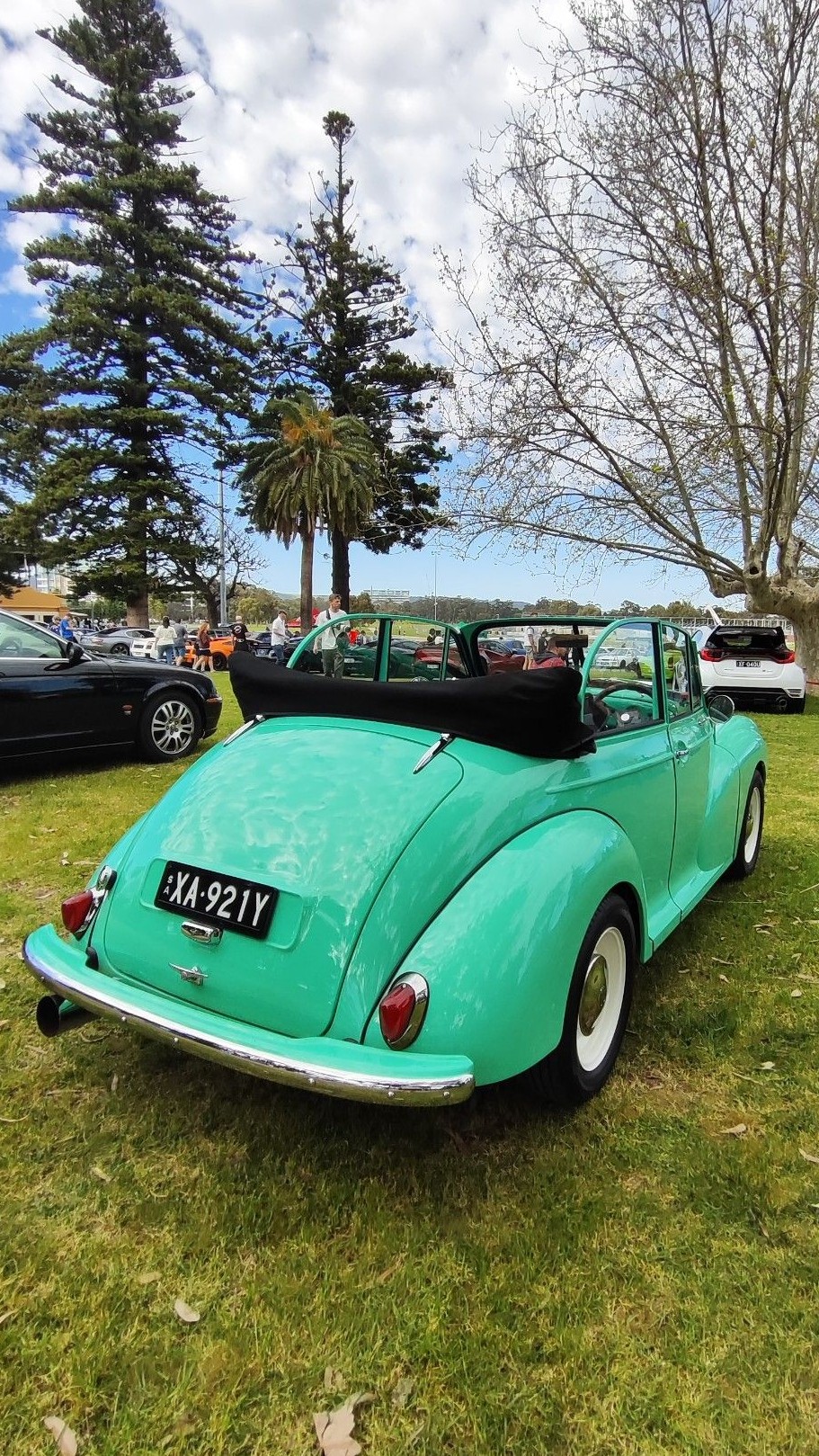 Morris Minor 1000 · XA921Y
