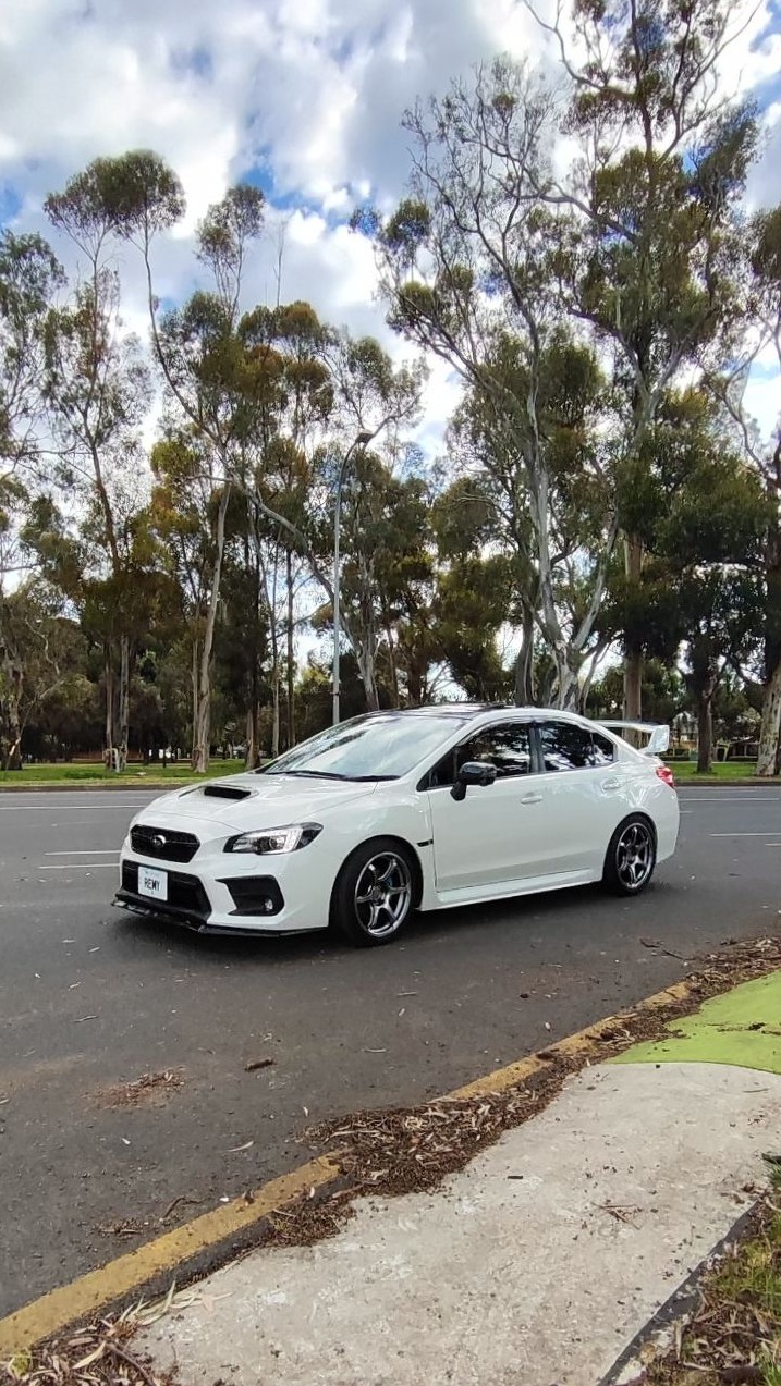 Subaru WRX VA STI