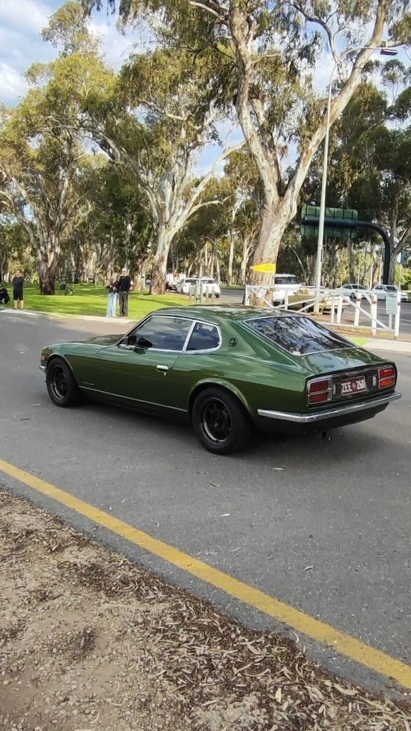 Nissan Fairlady Z S30 · ZEE260