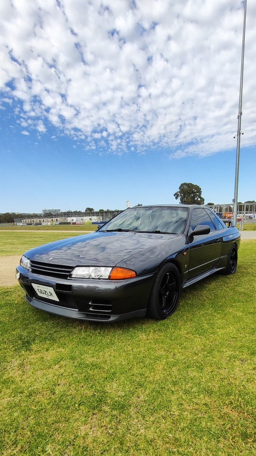 Nissan Skyline R32 GTR · GDZLR