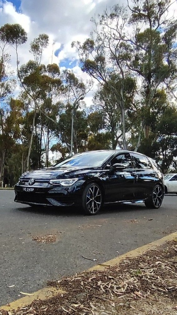 Volkswagen Golf Mk8 R · XE245P