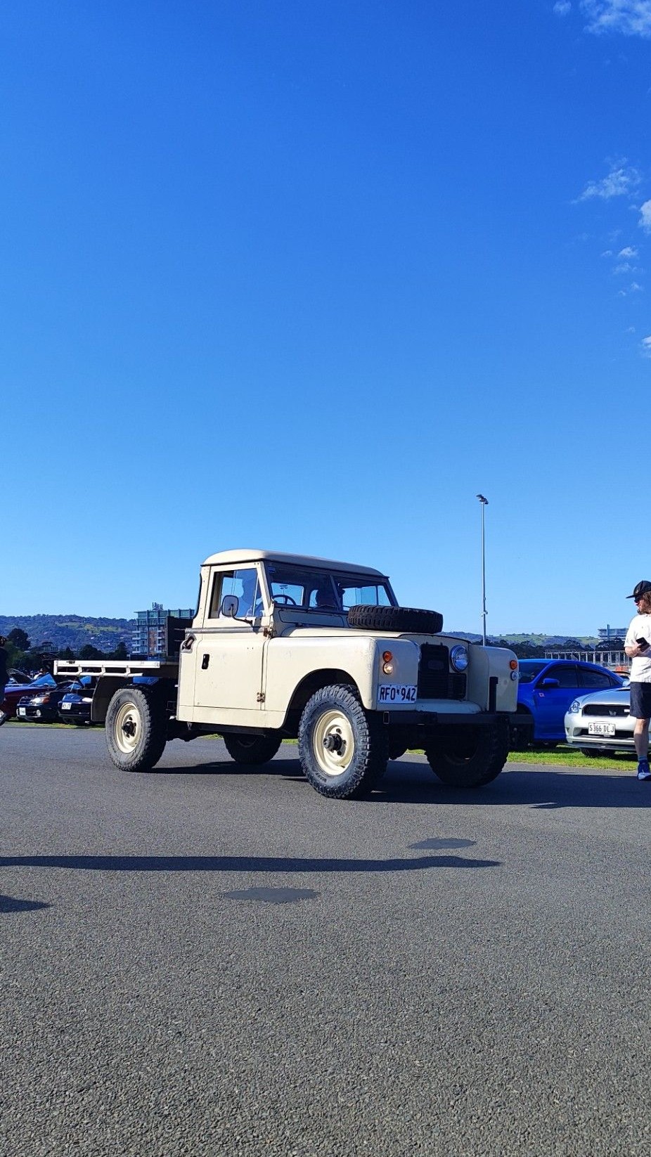Land Rover Series III 109