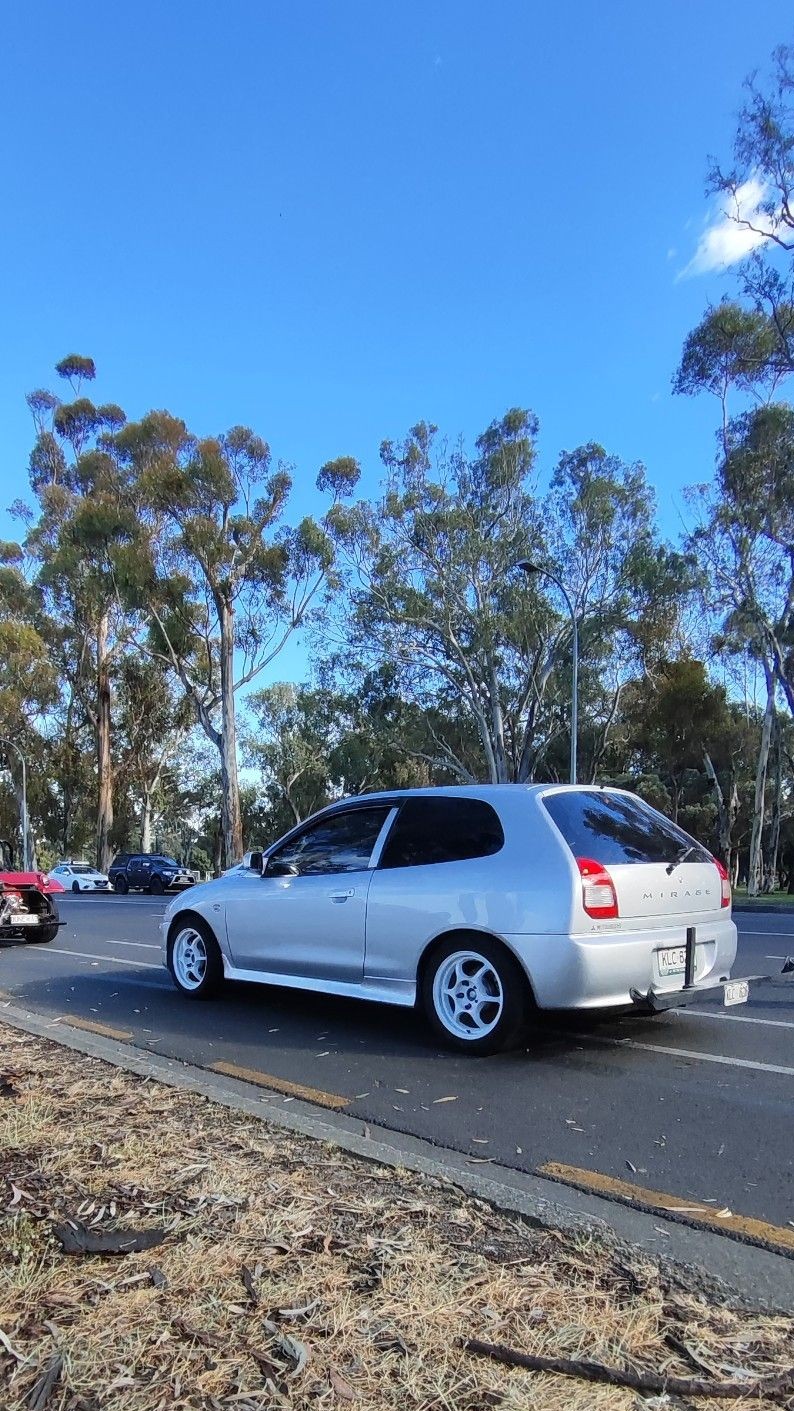 Mitsubishi Mirage 4th Gen