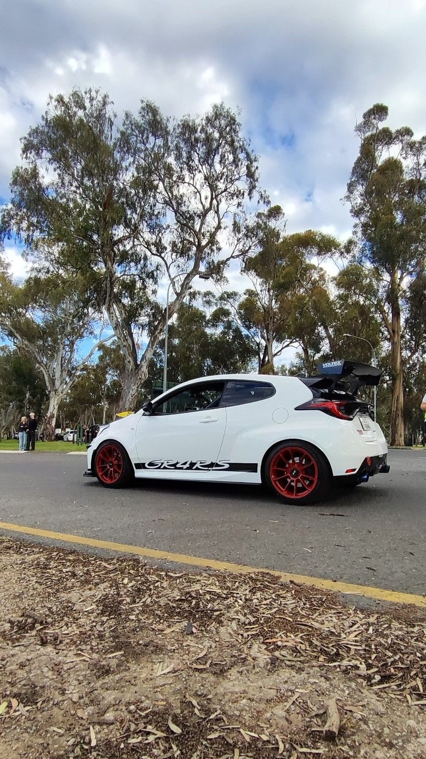 Toyota Yaris XP210 GR