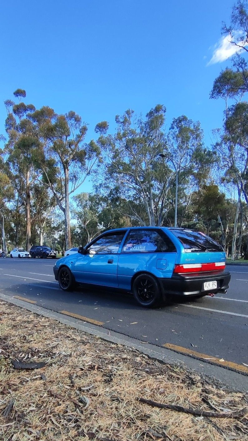 Suzuki Swift SA · VLK892