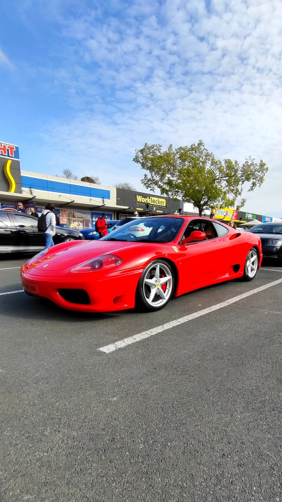 https://drivesome.com/virtual-car-shows/cars-coffee-mount-barker-lgw0u