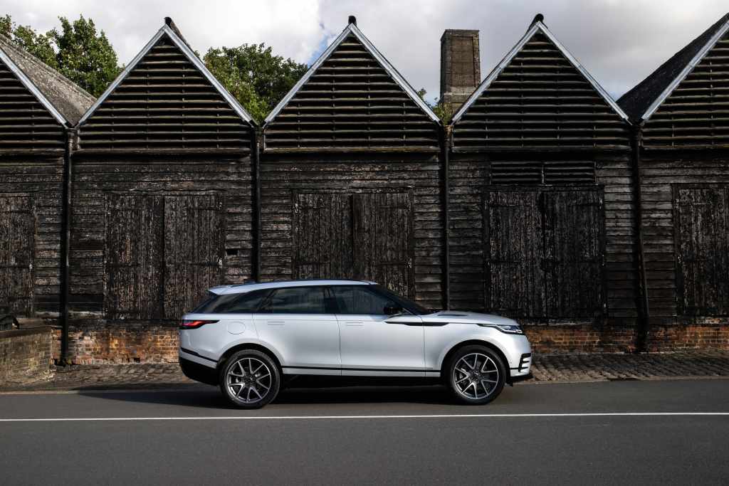 @Land Rover Range Rover Velar L560 P400e