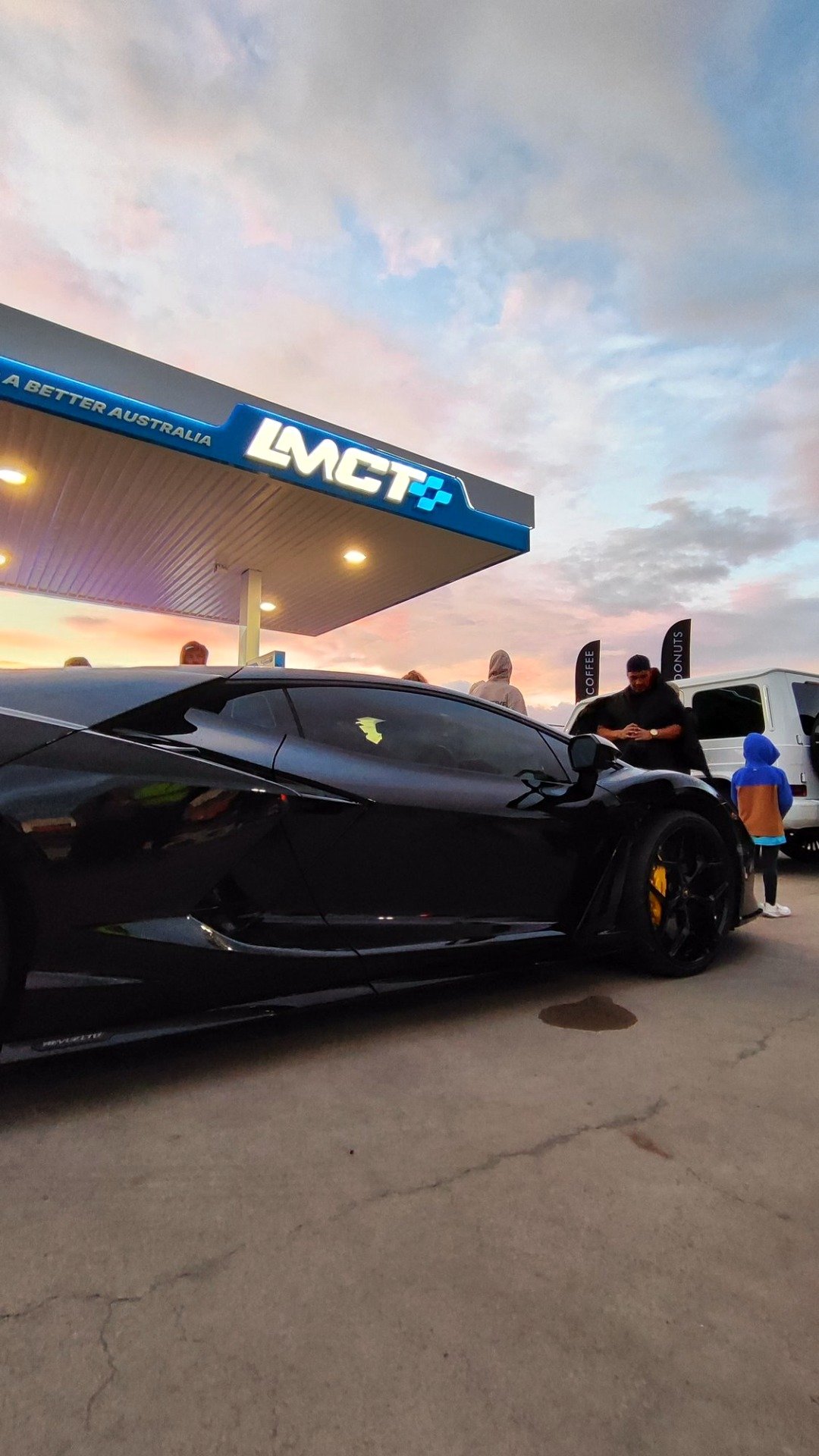 https://drivesome.com/virtual-car-shows/lmct-petrol-station-grand-opening-2026-10-02