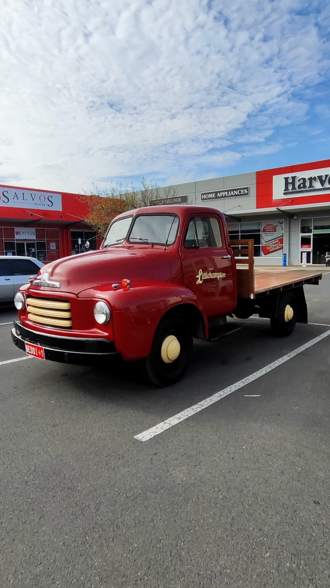 https://drivesome.com/virtual-car-shows/cars-coffee-mount-barker-2026-09-27