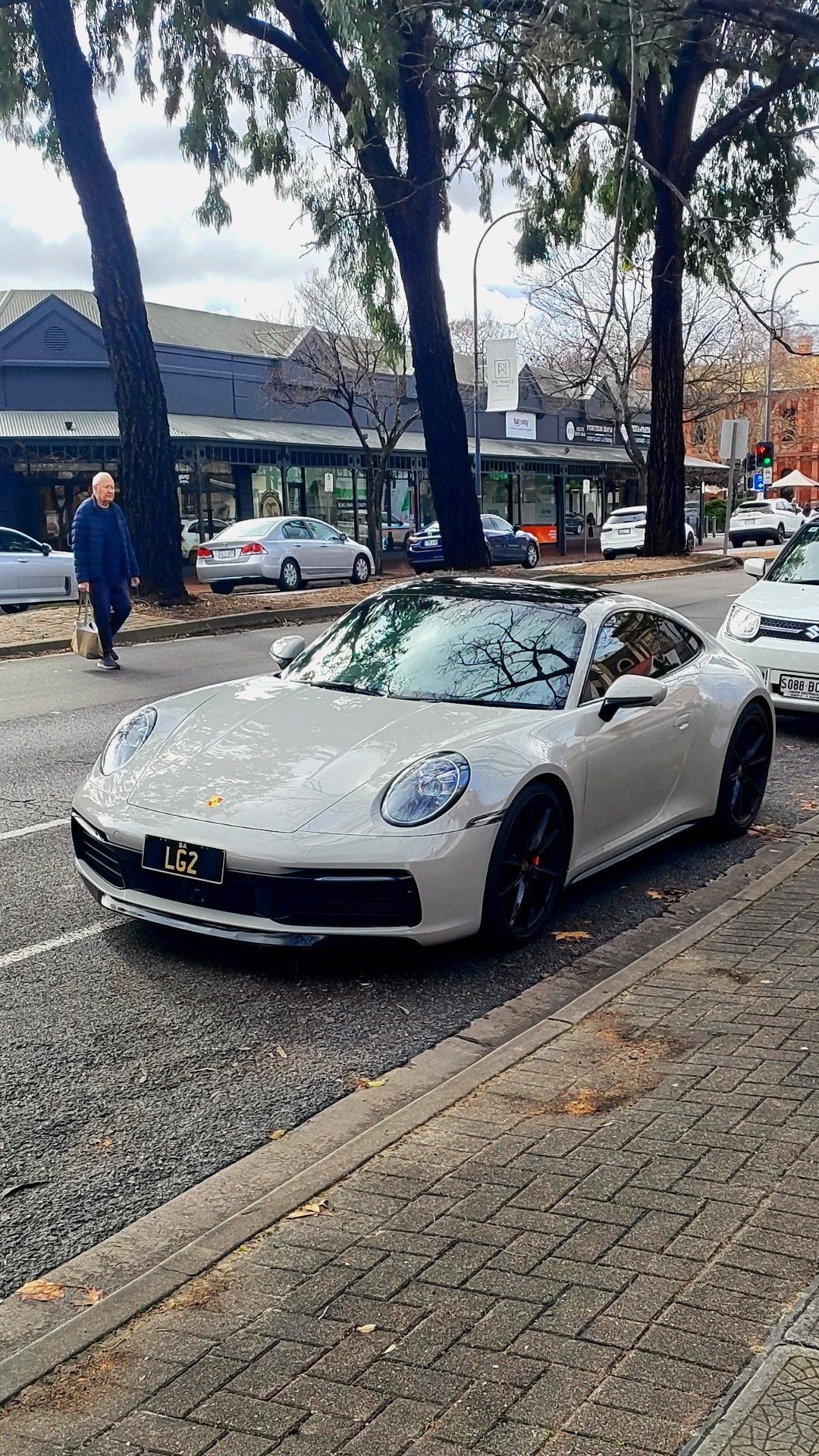 Roma and a clean 911 chill in Norwood today.