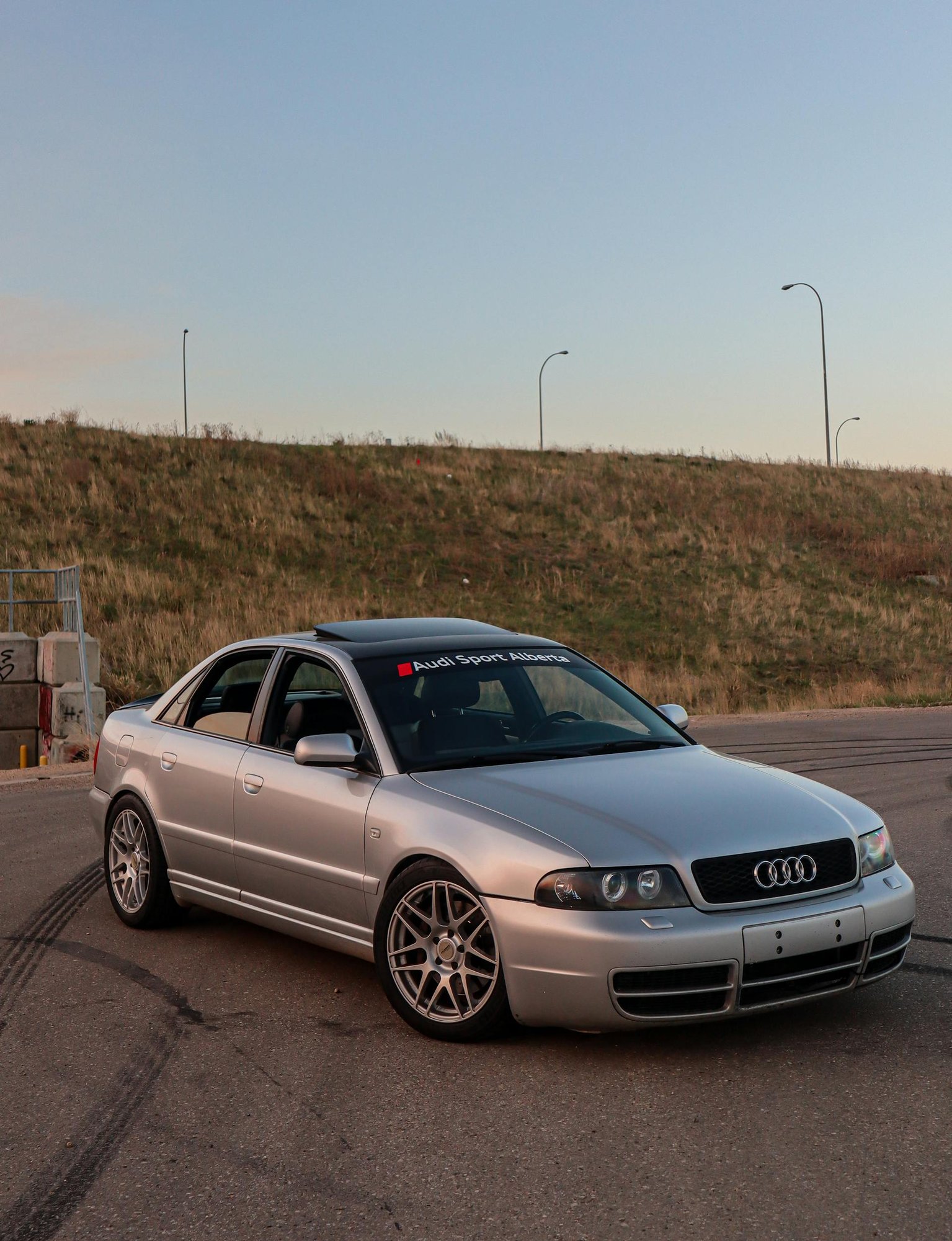 The Original "Sleeper" King: It was intentionally styled with incredibly subtle body changes compared to the standard A4