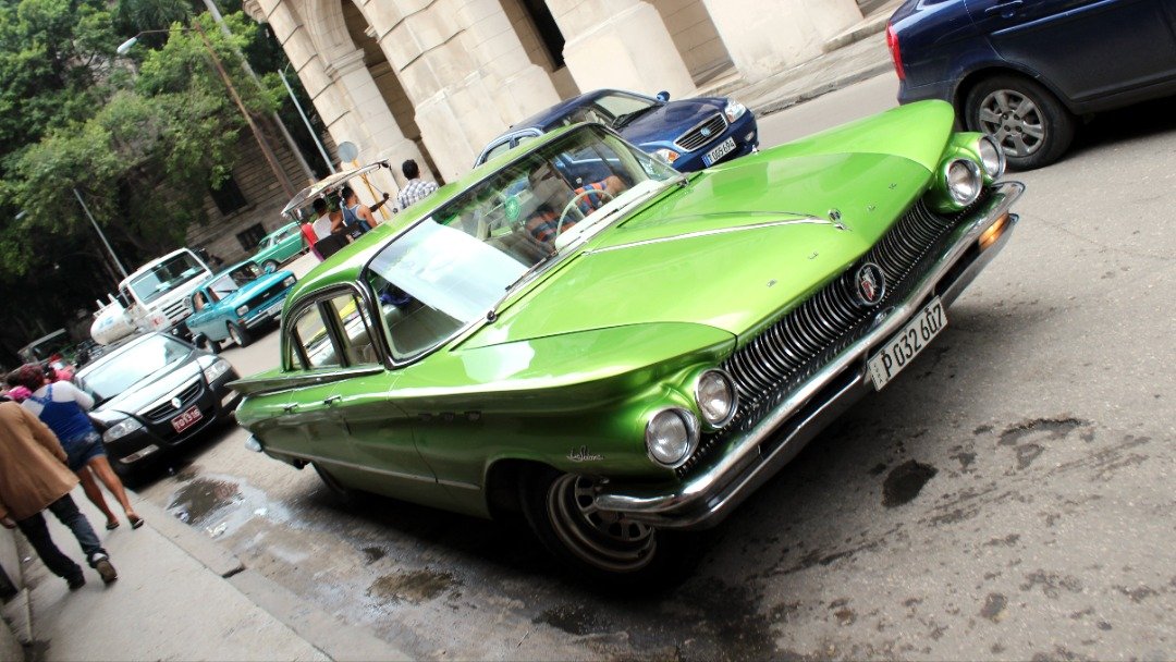 Some car spotting in #Cuba 13 years ago Drivesome was still called Findgrip then.