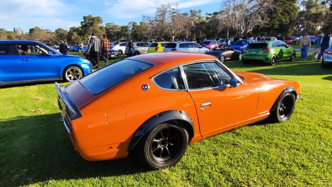 @vic-park-pitstop Great day to be cruising around in a 240Z