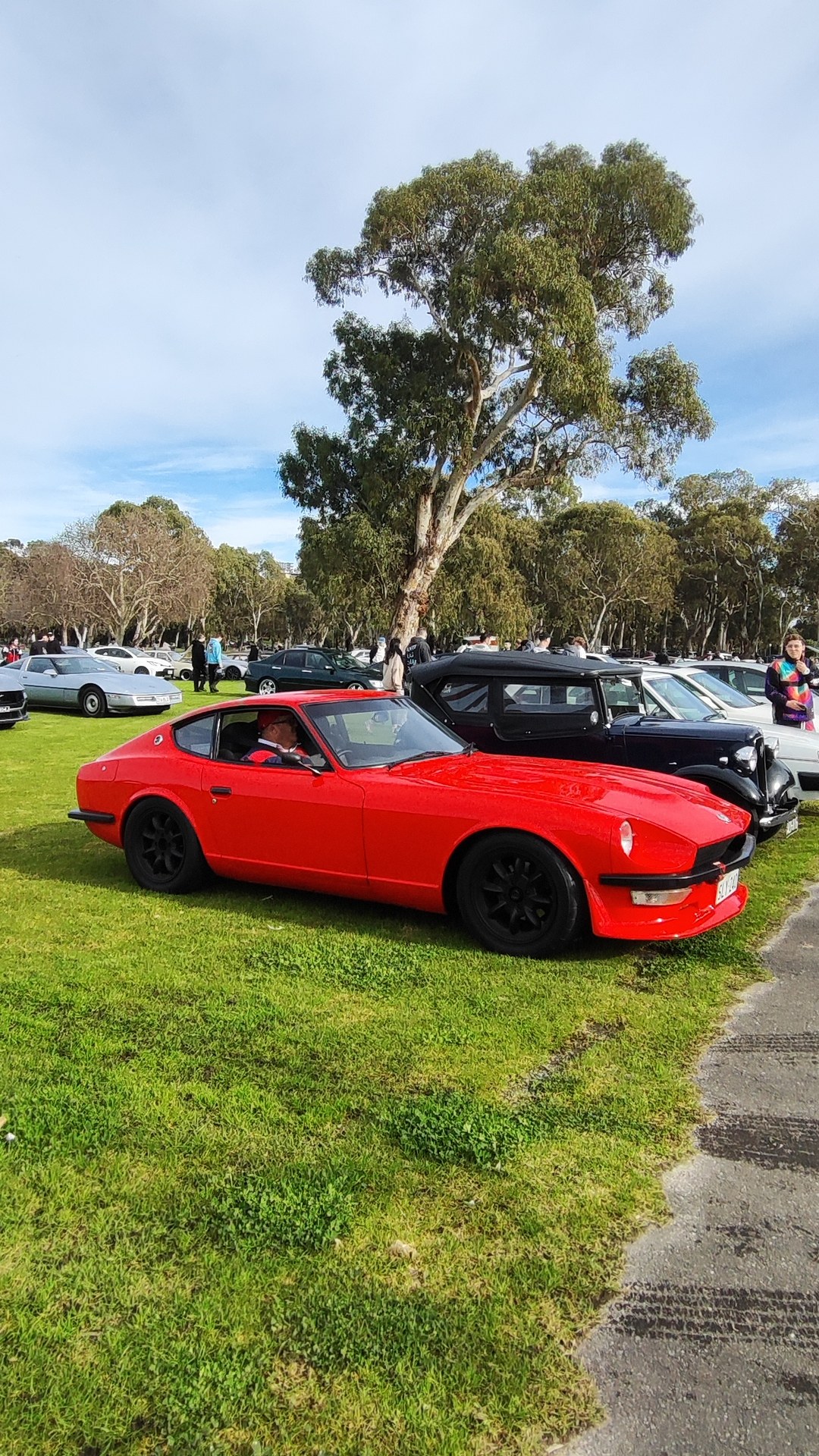 Datsun 240Z (S30) at Vic Park Pitstop, 16 August 2026.