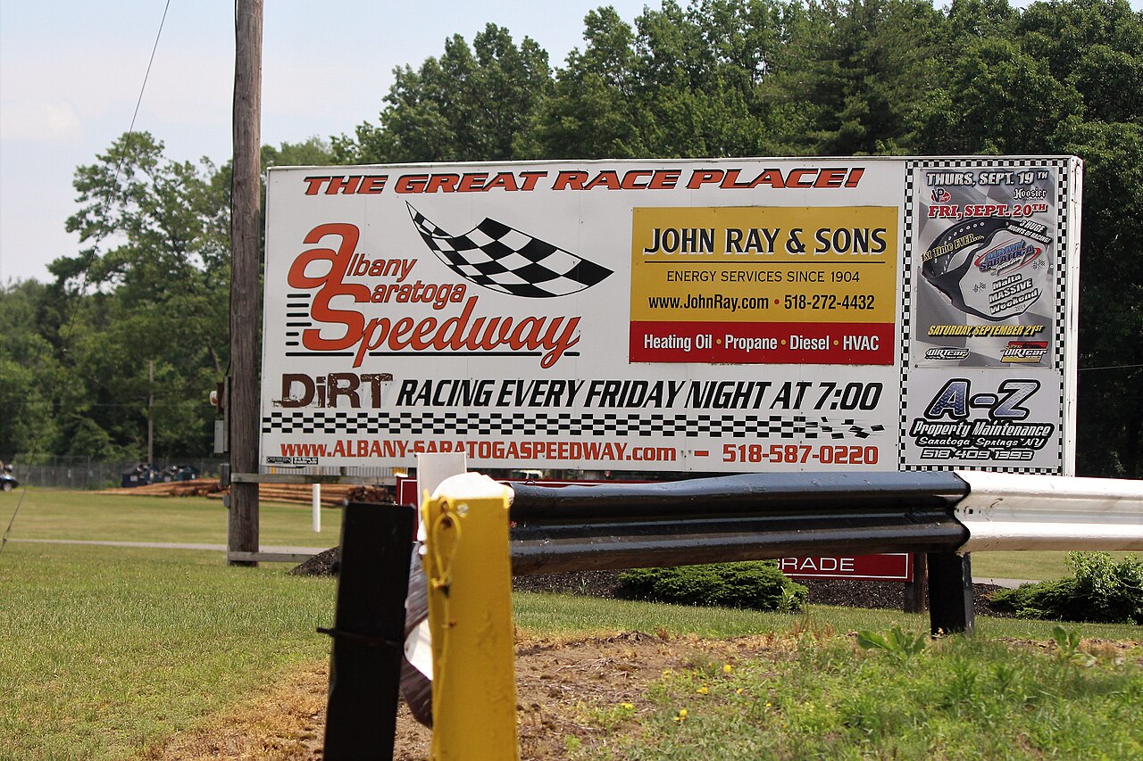 Albany-Saratoga Speedway circuit layout