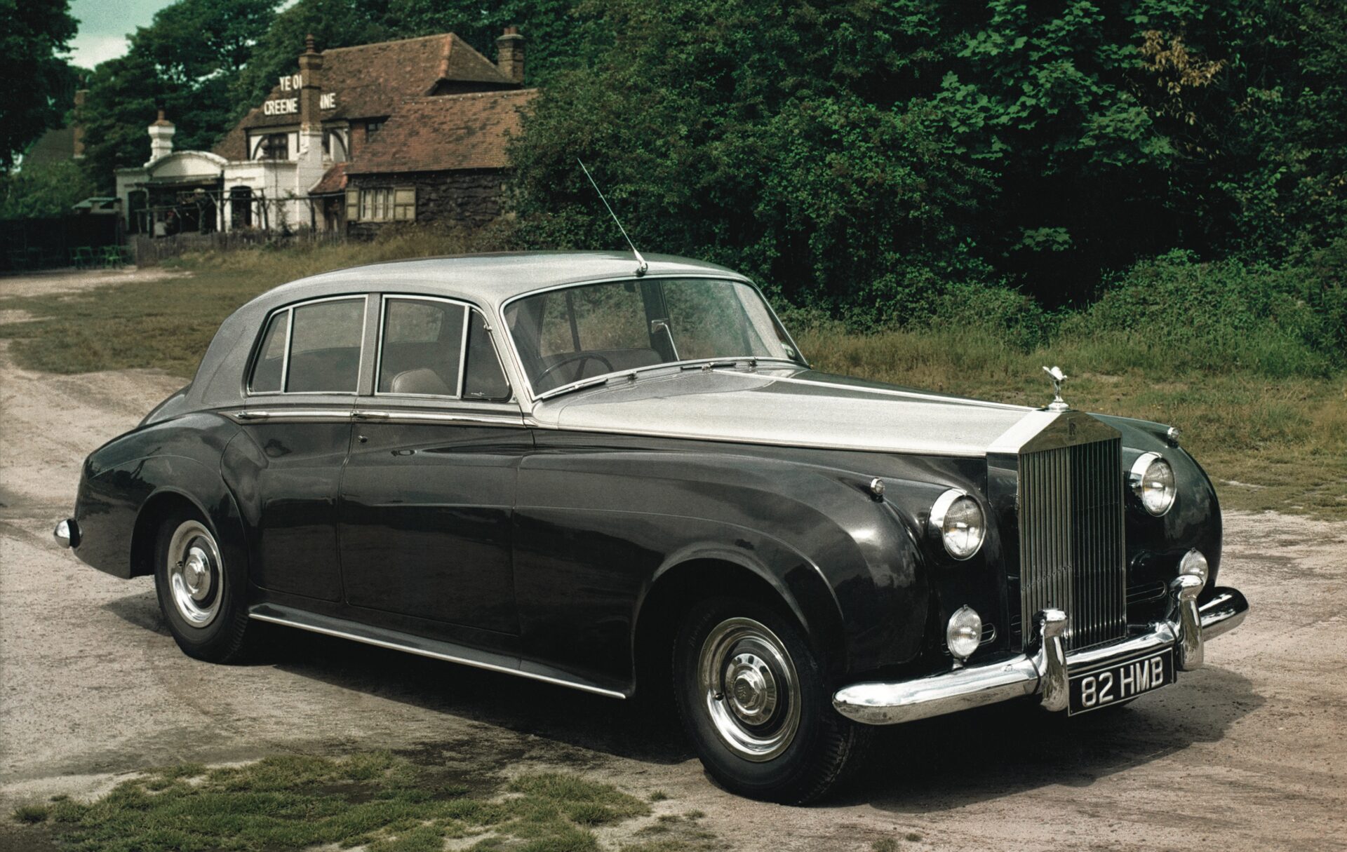 @Rolls-Royce Silver Cloud#rollsroycesilvercloud‌ Image from Rolls Royce Press