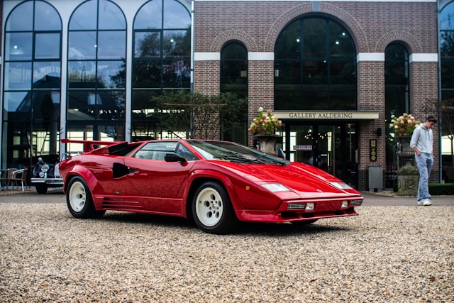 The Lamborghini Countach originally had a roof-mounted periscope instead of rearview mirrors because its wedge shape mad