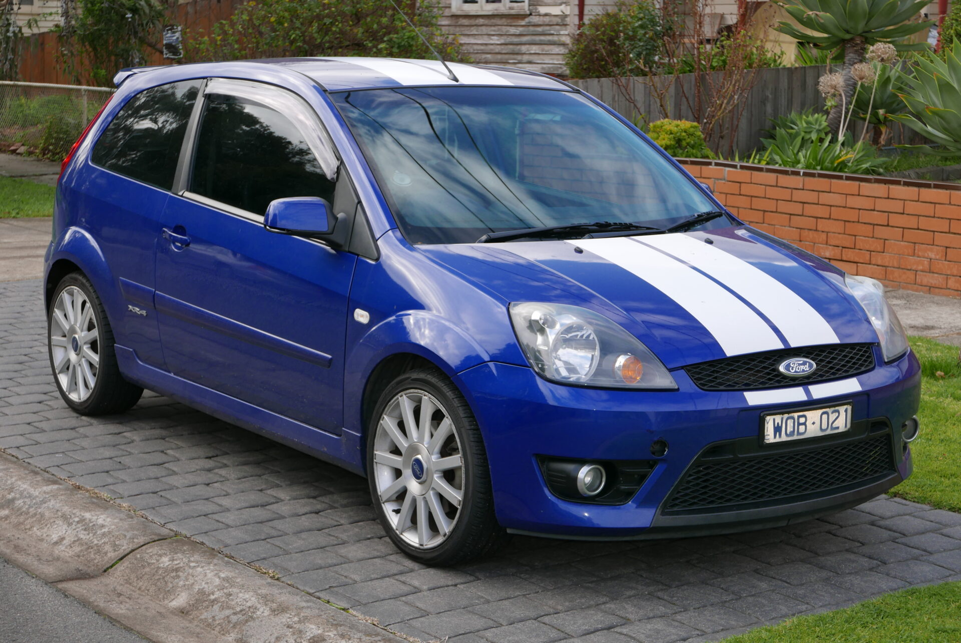 It was the first Fiesta to be built on Ford's new global B-car platform, which also underpinned other successful models 