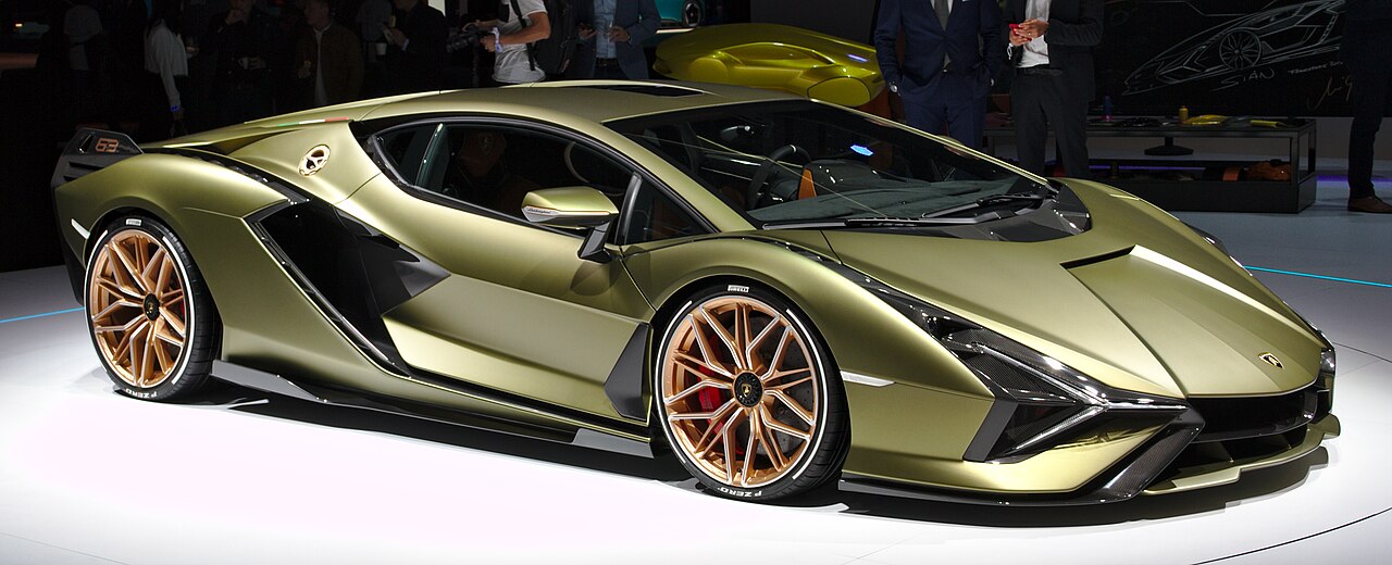 By Alexander Migl - Own work, CC BY-SA 4.0, https://commons.wikimedia.org/w/index.php?curid=82017587

@Lamborghini Sián‌