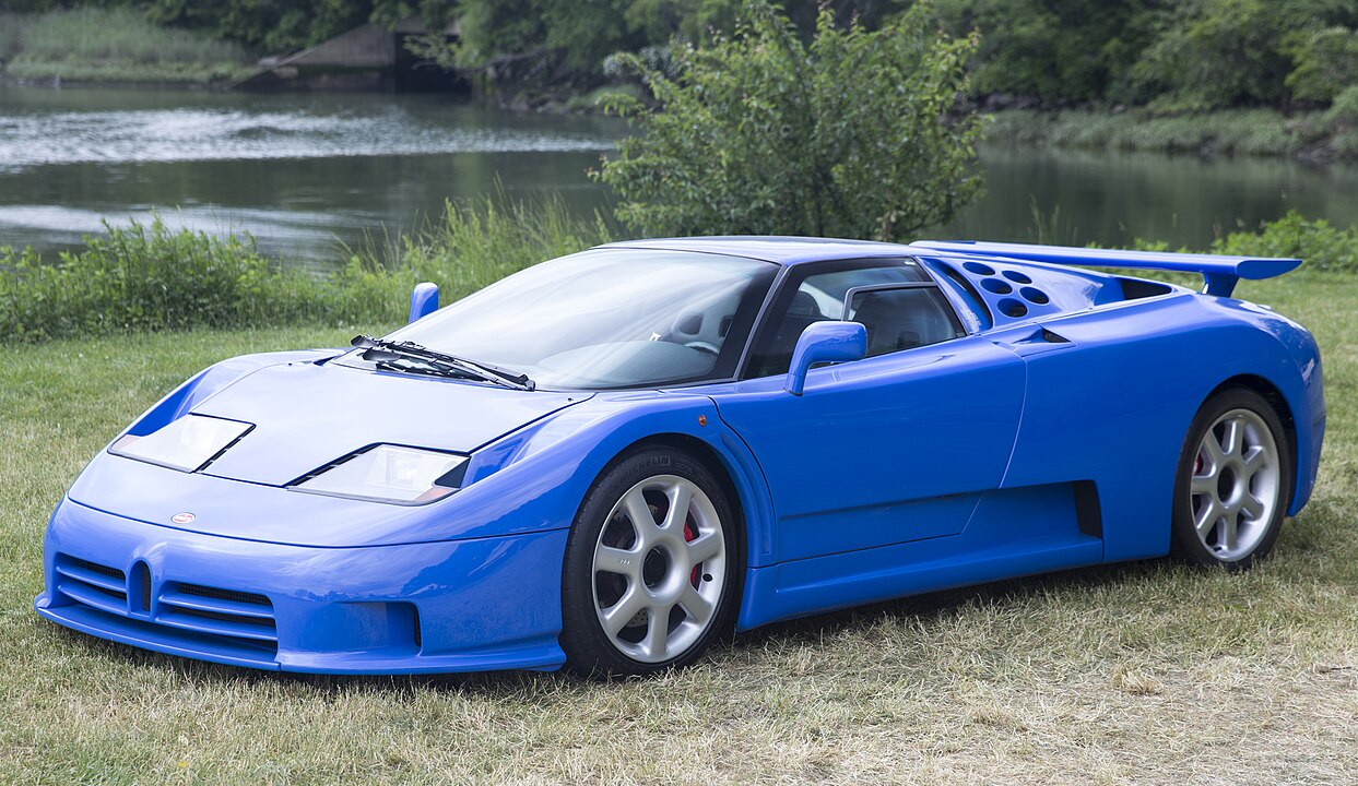 Pioneering Quad-Turbo V12: The EB 110 was the first production car to feature a quad-turbocharged V12 engine. This groun