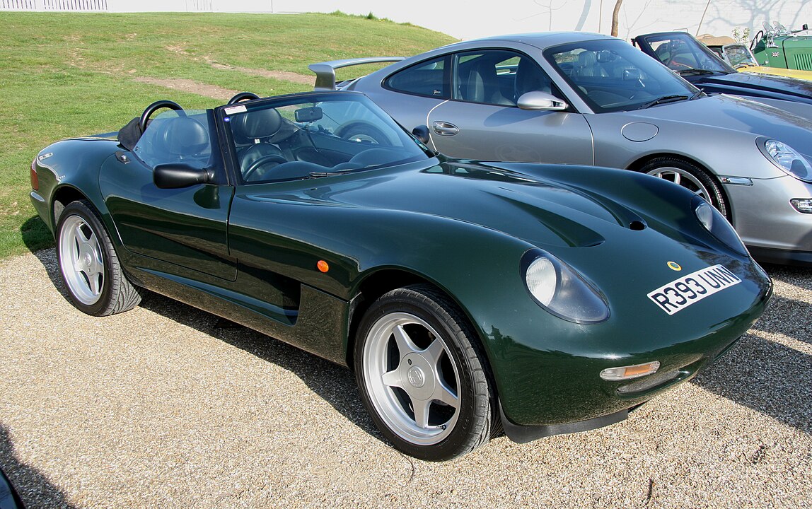 While not a commercial hit, a dedicated racing version, the 21 GTO (and other GT variants), did achieve success on the t