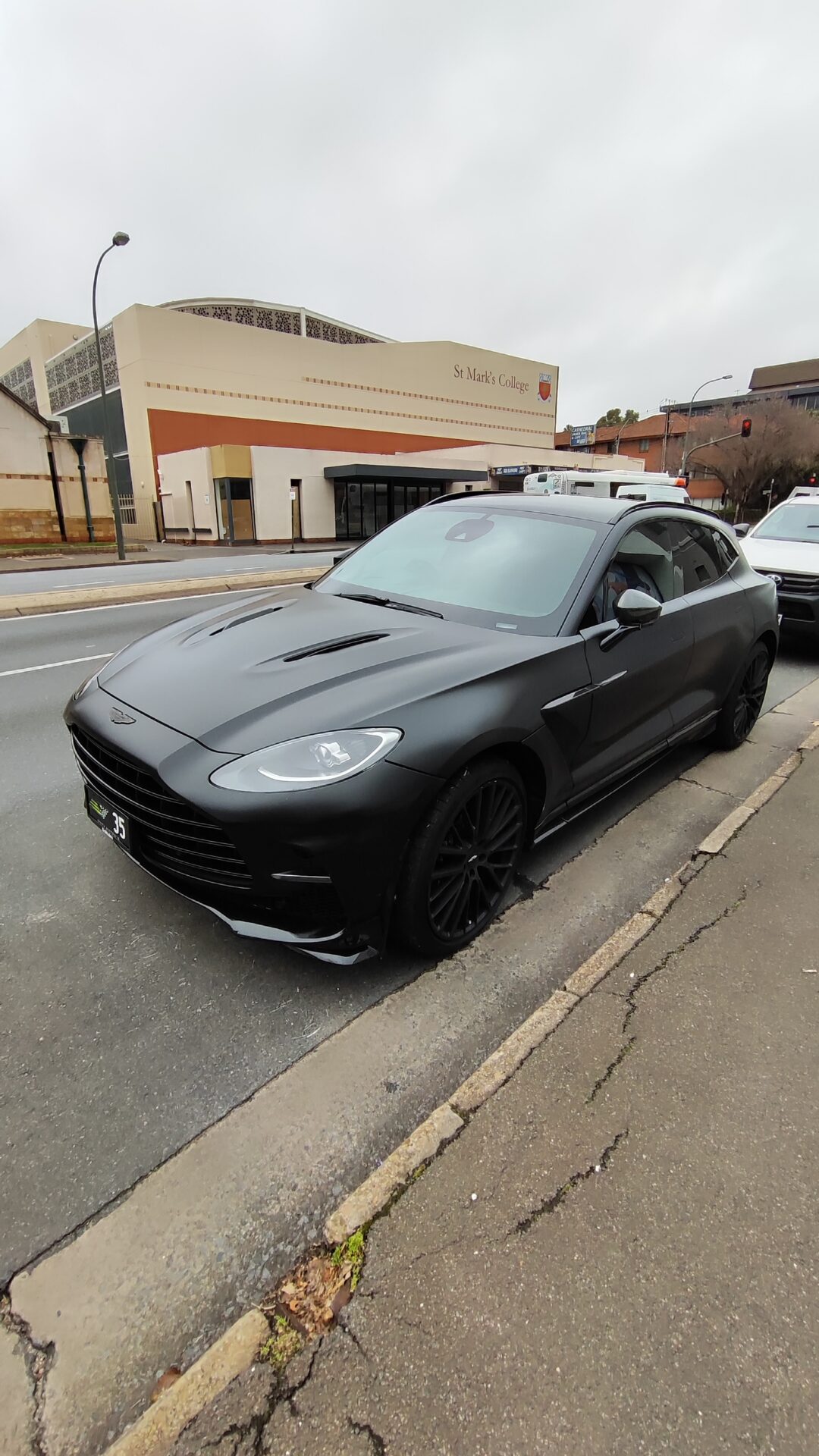 What do you think of this stunning Aston Martin DBX
