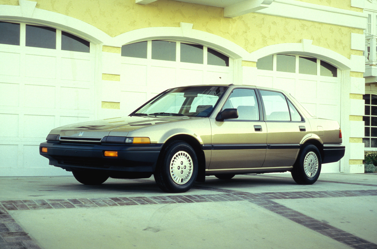 While shared with the 2nd Gen, the 3rd Gen Accord fully embraced the sleek, aerodynamic design language of the mid-80s, 