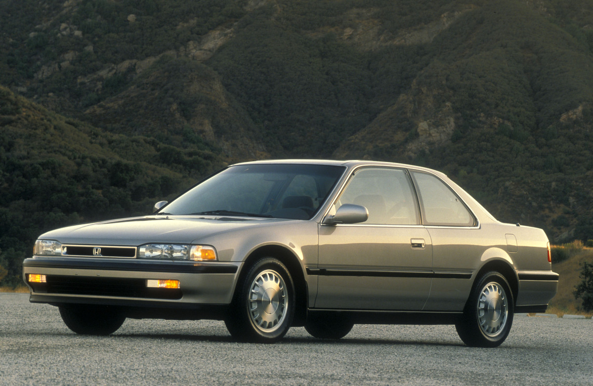 Top-Selling Car in America: In 1989 Honda Accord 4th Gen